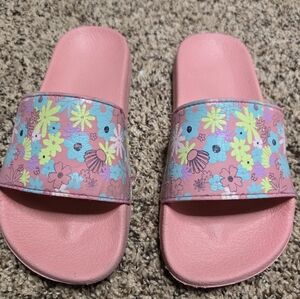 *Size 13/1* Girls Pink Slides* Floral Designs*